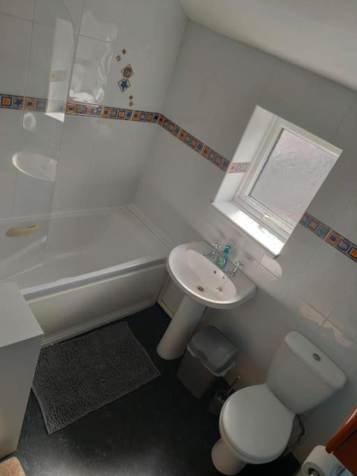 Holiday home Family Near Centre - New King Bed!